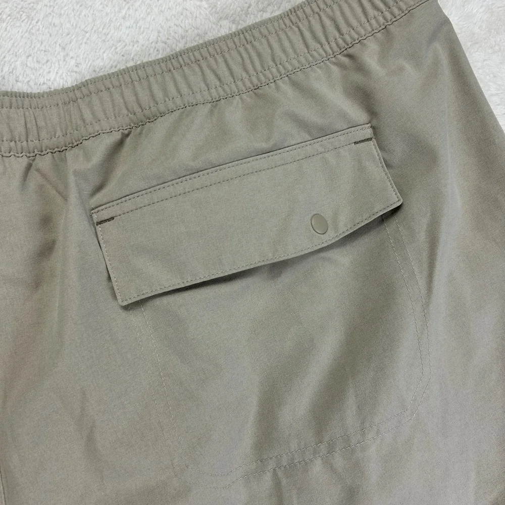 L.L.Bean Multisport Shorts XXXL Mens Sage Green Stretch Comfort Performance